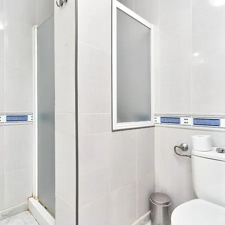Apartment Hawaii 1st Floor Burriana, Nerja
