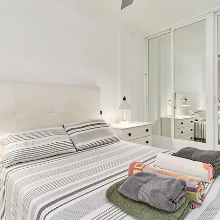 Hawaii 1st Floor Burriana, Nerja