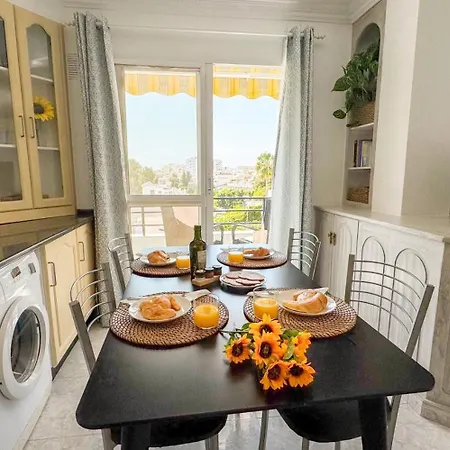 Hawaii 1st Floor Burriana, Nerja