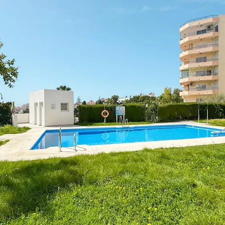 Hawaii 1st Floor Burriana, Apartment Nerja