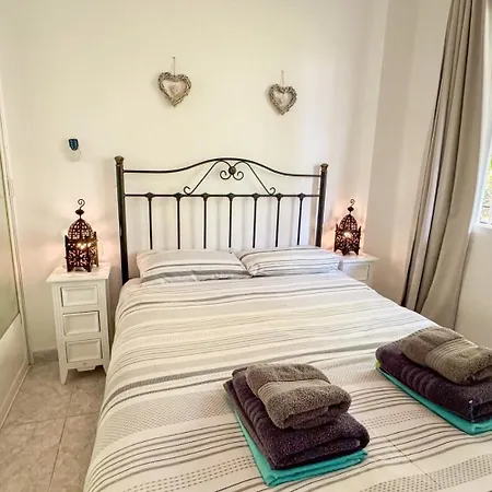 Hawaii 1st Floor Burriana, Nerja